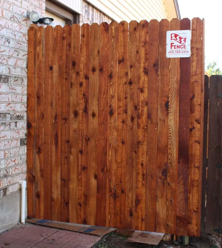 cedar tone gate